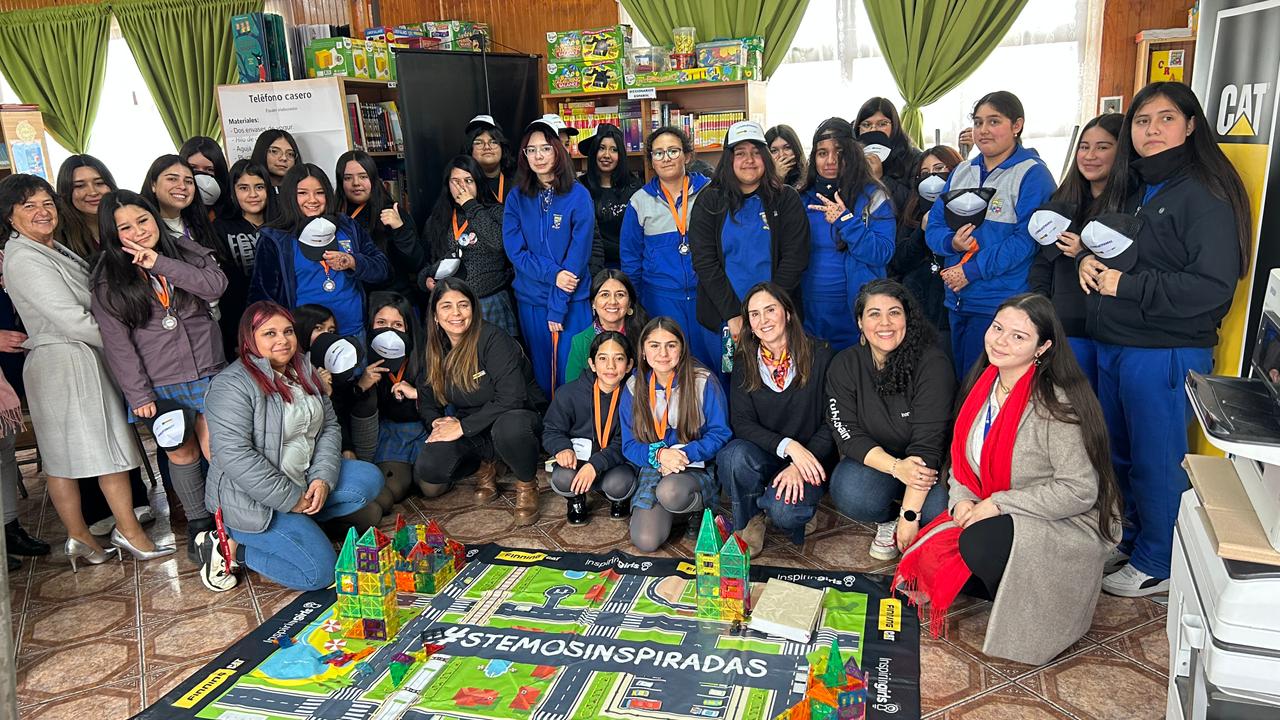 Comunicado de Prensa: Niñas de Coronel y Concepción exploran vocaciones STEM a través de talleres interactivos